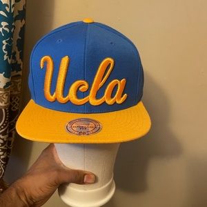 Mitchell&Ness UCLA Snapback